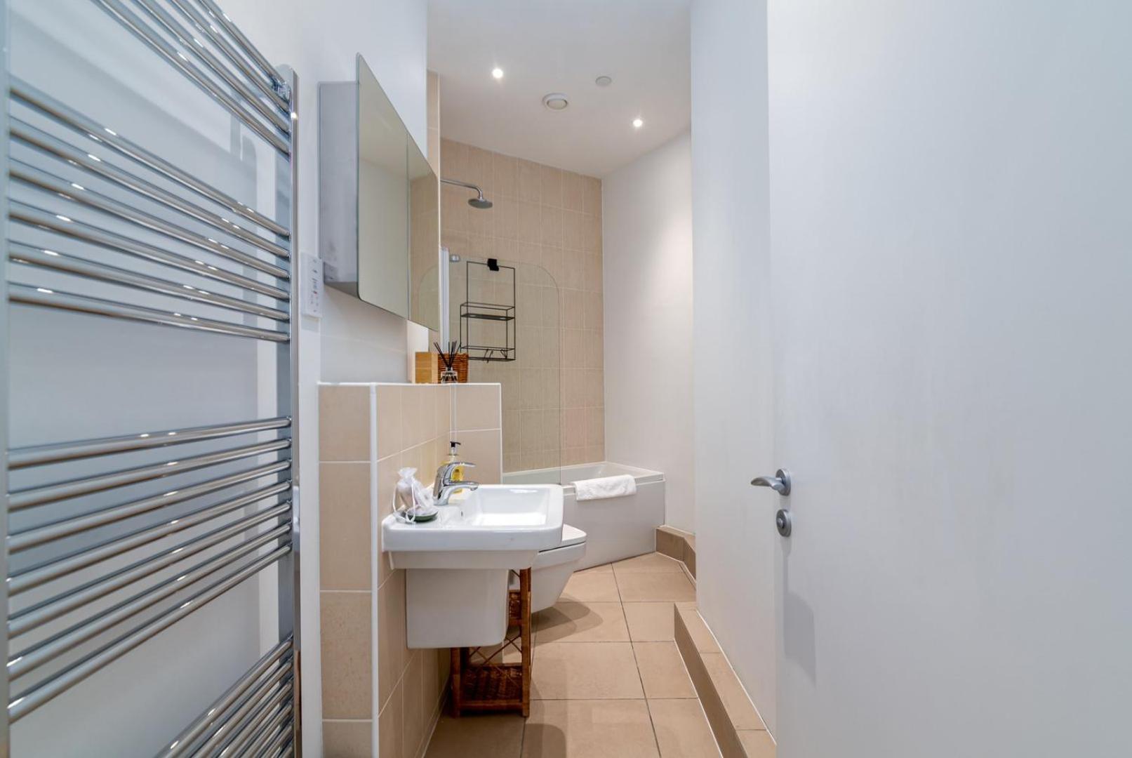 Guestready - Industrial Chic In Hackney Apartment London Ngoại thất bức ảnh
